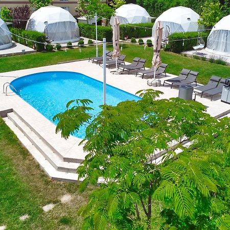 Seagloo Glamping - Adults Only Hotel Костинещи Екстериор снимка