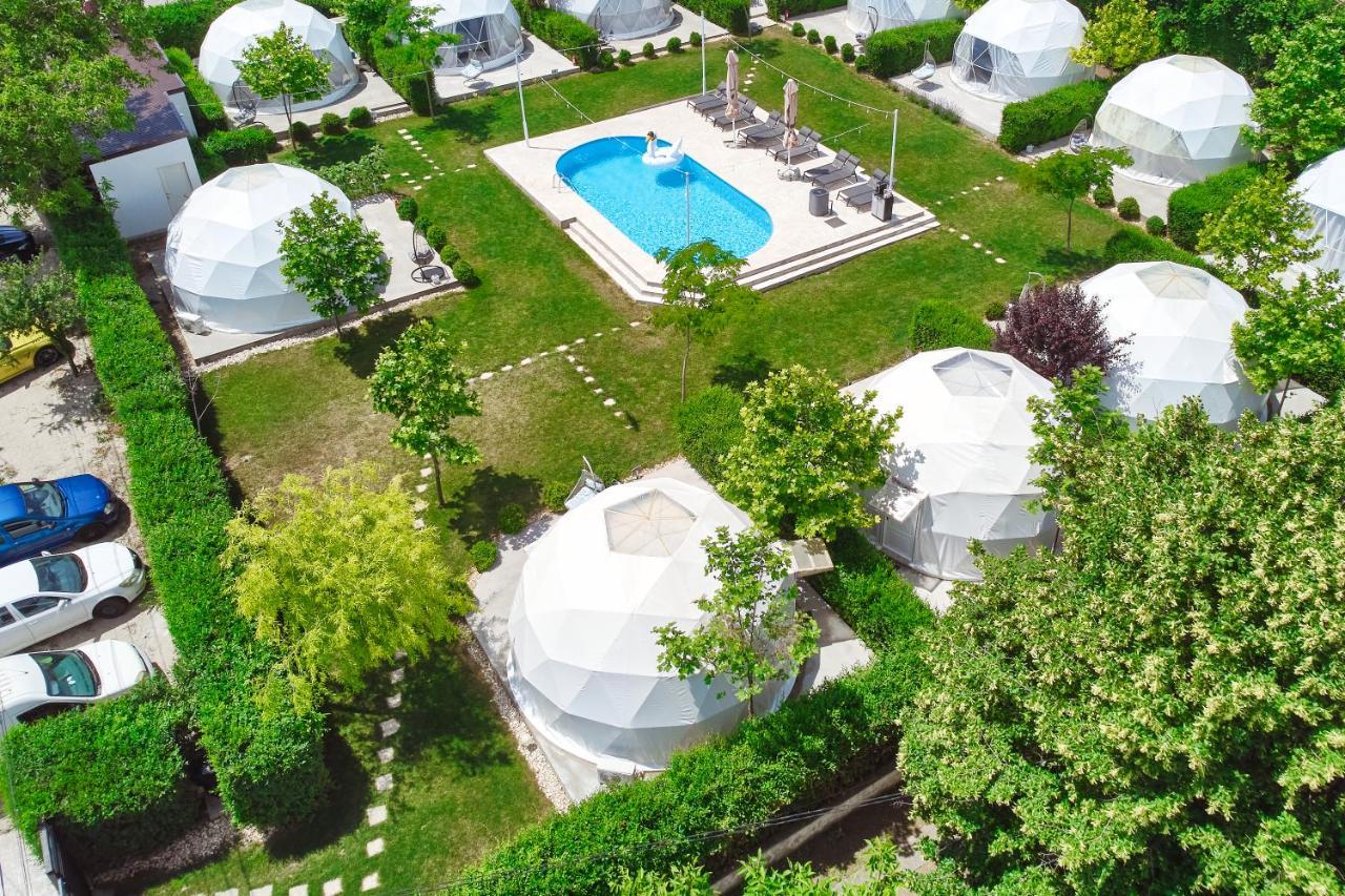Seagloo Glamping - Adults Only Hotel Костинещи Екстериор снимка