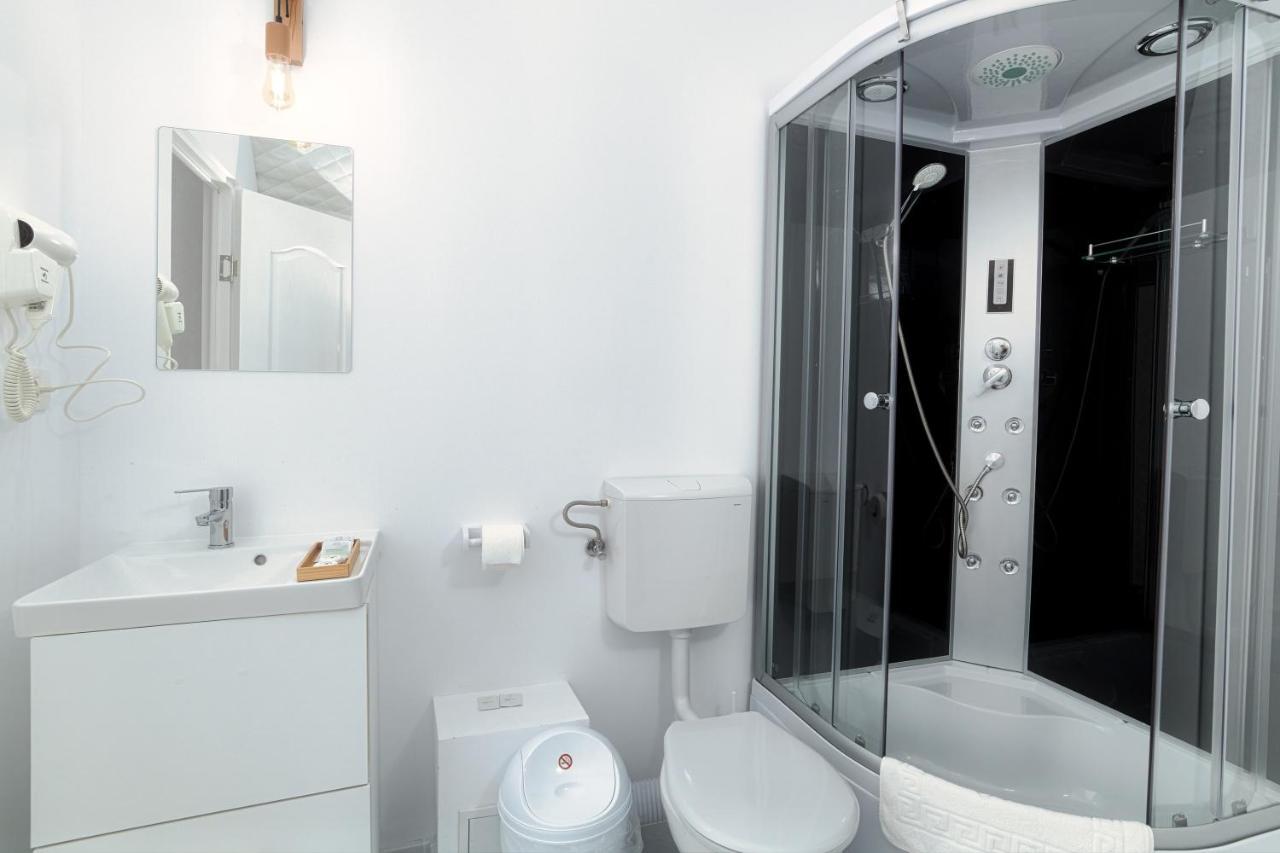 Seagloo Glamping - Adults Only Hotel Костинещи Екстериор снимка